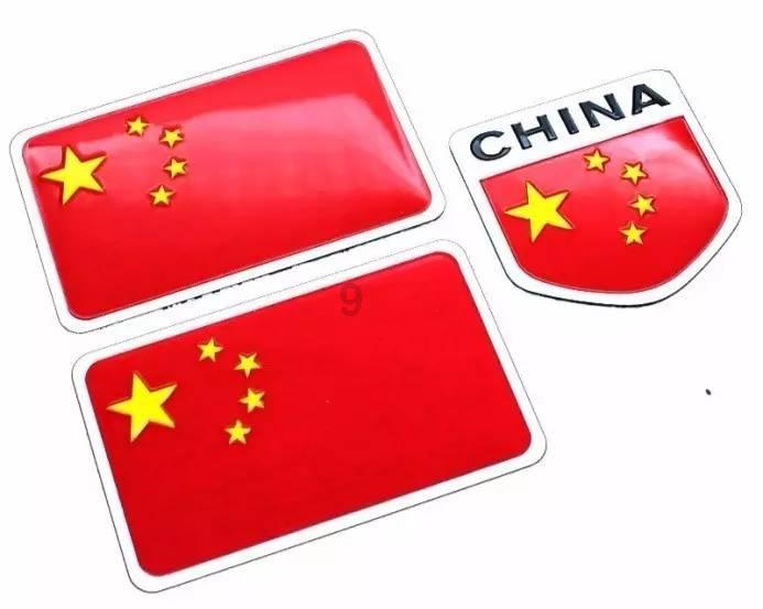 司机驾车时突发癫痫,一头扎进隔离带,危急时刻郑州两名护士出手 | 好医声